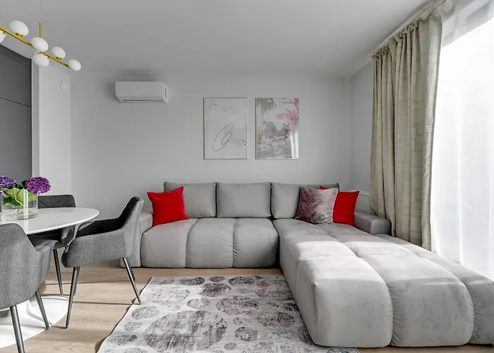 Lion Apartments - Premium Apartments With Parking In The Center Of Gdansk